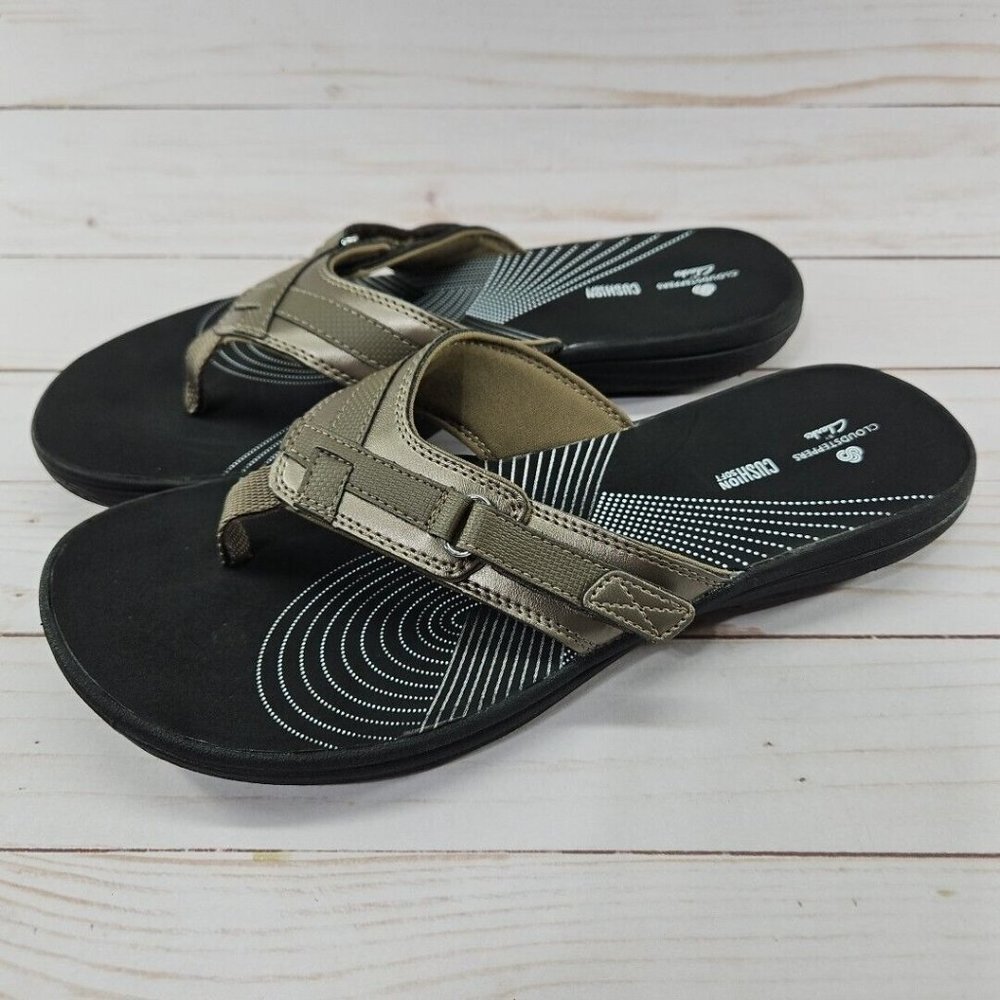 Cloud Steppers Clarks Womens 9M Pewter Breeze Sea‎ Flip Flop Thong Sandals Shoes